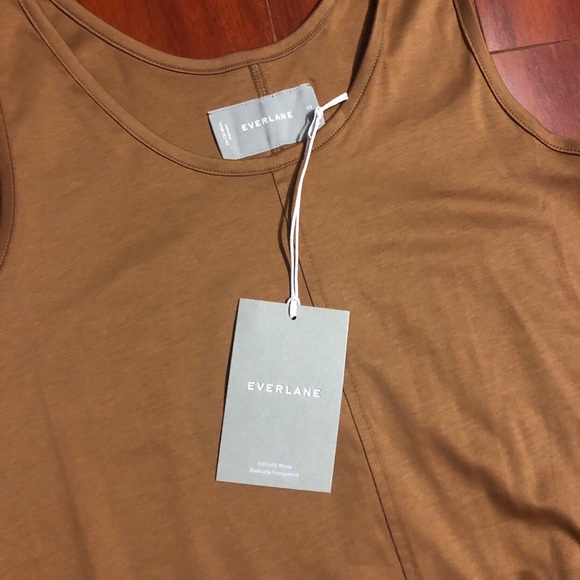 NWT Everlane jumpsuit in toasted coconut - Picture 4 of 4